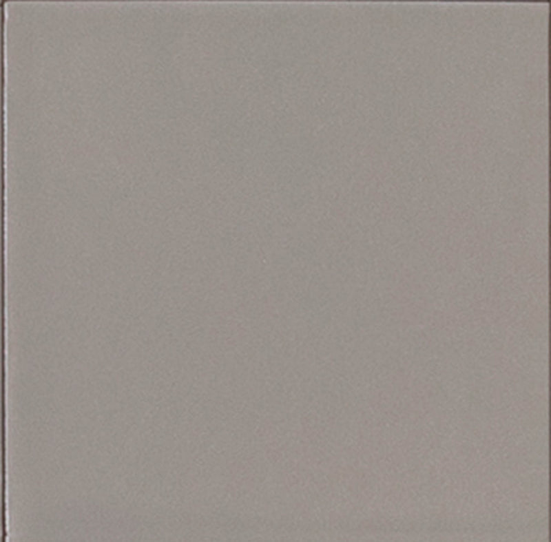 Nouveau Gray 4x4